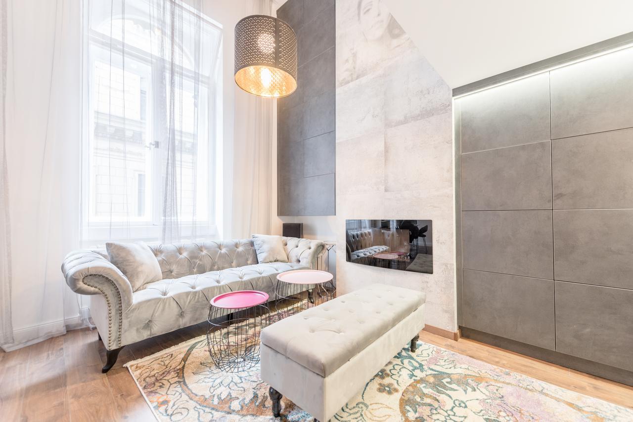 Apartment In Andrassy Avenue Budapest Eksteriør billede